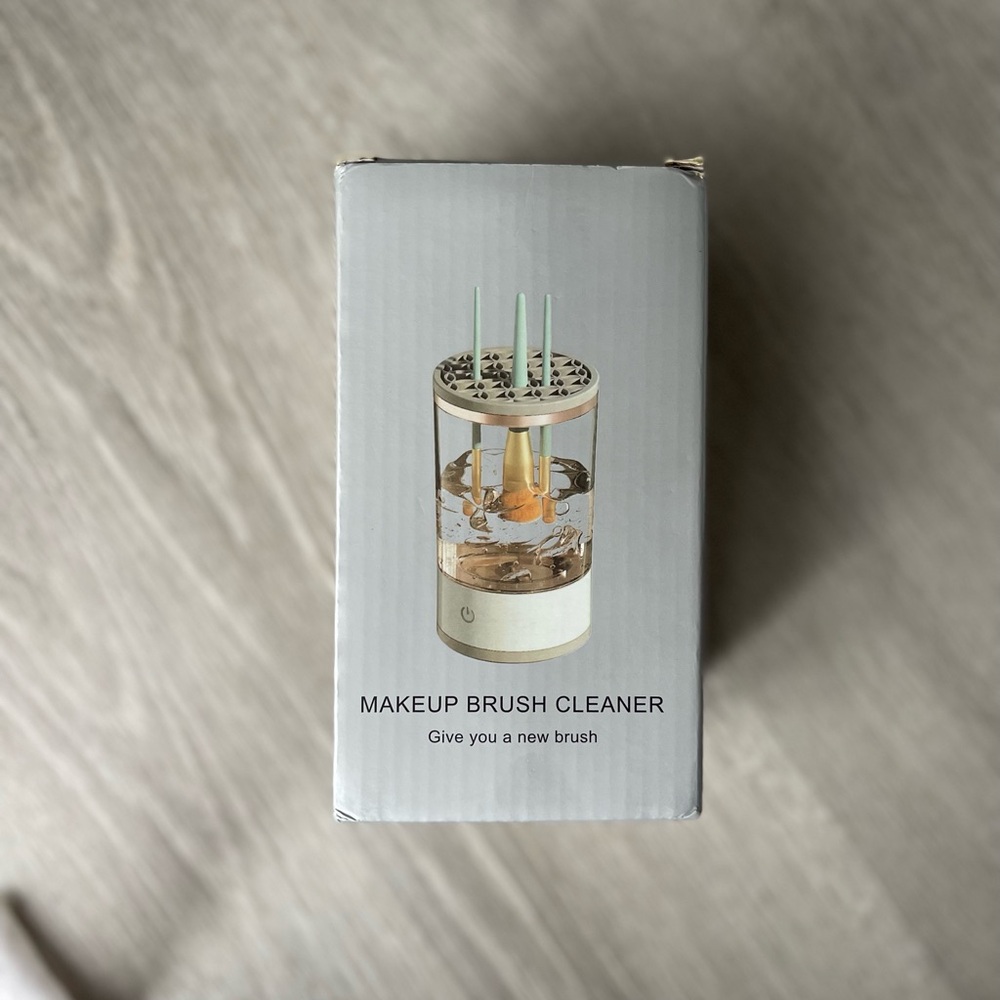 Amazon Makeup Brush Cleaner - Auxiliary
